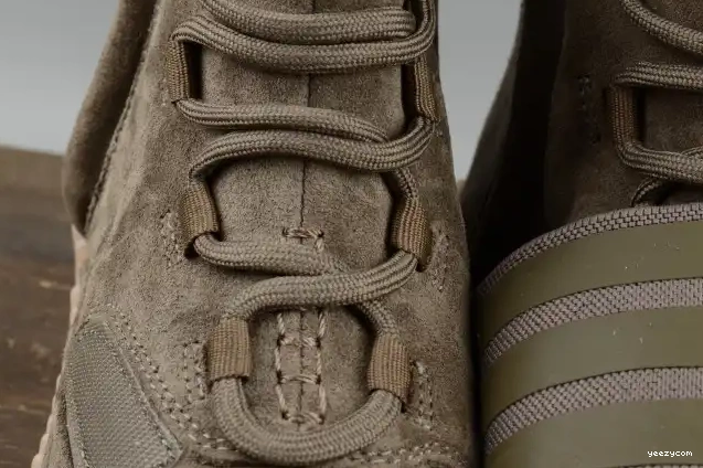 Yeezy BY2456 750 adidas Boost Brown Light 0629